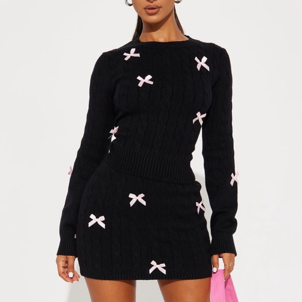 Fashion Nova Black Knit Pink Bow Skirt Set